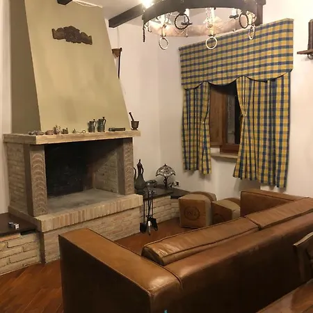 Beautiful Residence, Sleeps 6, A Free Breakfast *